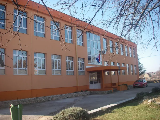 Dan škole